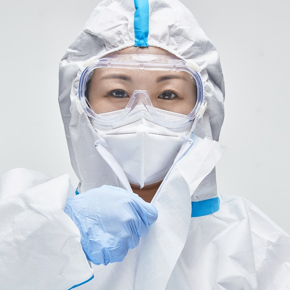 医用一次性防护服.png